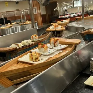 Sushi boats