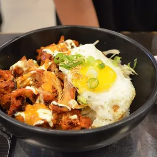 BBQ Rice Bowl with Chicken ! Chicken was well seasoned and not dry, yet again this bowl did not displease me (: