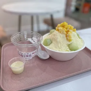 Mini size mango melon bingsu