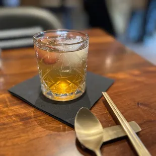 Peanut butter whiskey drink