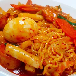 Spicy Stir-Fried Rice Cake