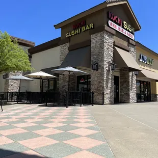 Outdoor patio dining