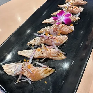 Seared Salmon (8pcs)