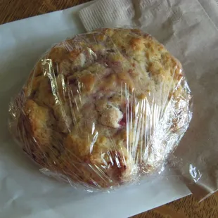 raspberry white chocolate scone