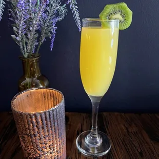 Sunday kickback mimosa.