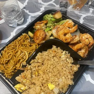Shrimp and scallops combo
