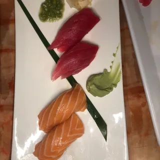 Tuna Nigiri