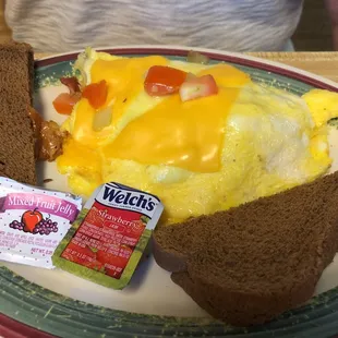 Bacon &amp; cheese omelette