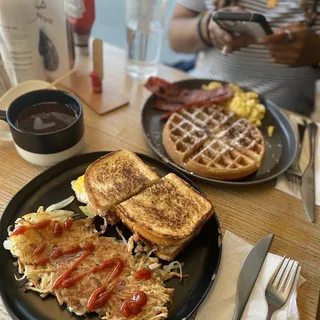 2 Eggs with Turkey Bacon