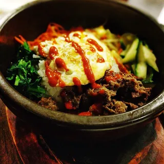 Kalbi Dolsot Bibim Bap