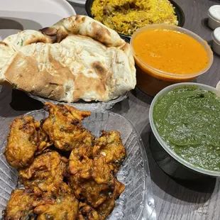 Vegetable Pakora 22. Garlic Naan CHICKEN TIKKA 18. Goat Biryani Special PALAK PANEER
