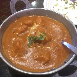 CHICKEN MAKHANI / BUTTER CHICKEN