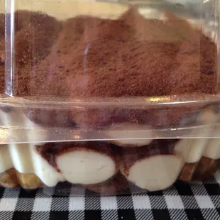 My tiramisu to go.