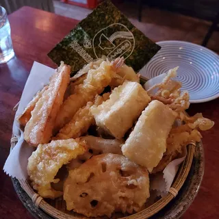 VEGETABLE TEMPURA RAMEN