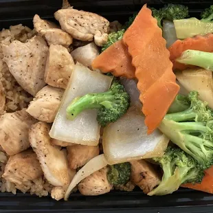 Hibachi chicken &amp; vegetables w fried rice. Great veggies. Dry chicken. Salty rice.