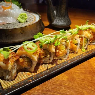 Spicy Salmon Roll