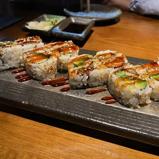 Unagi Avocado Roll