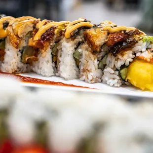 unagi roll.