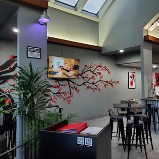 Front dinning