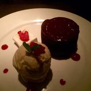 Flourless Chocolate Cake