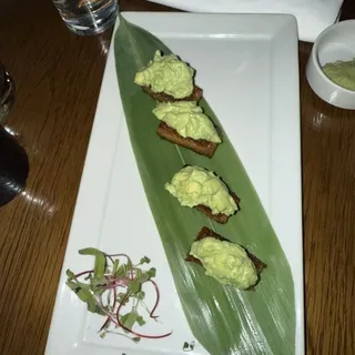 Avocado Cut