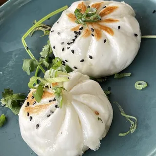 Pan Seared Black Pepper Angus Beef Bao