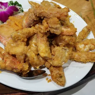 chicken wings and fried chicken, fried chicken wings, fried chicken, chicken, bbq wings, poultry, chicken wings, food, bbq chicken