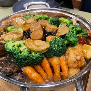 Pot dish for lunar new year