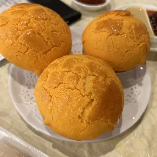 Egg Yolk Lava Bun