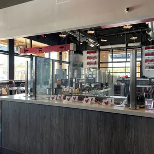 the interior of a japanese restaurant