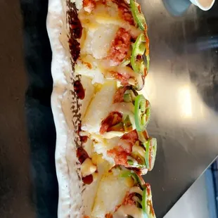 Spicy crispy tuna roll