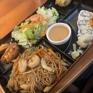 Yakisoba Bento Box