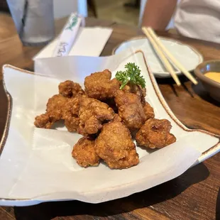 food, bbq wings, fried chicken wings, chicken wings and fried chicken, poultry, chicken wings, chicken, bbq chicken, fried chicken