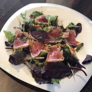 Seared Tuna Salad