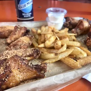 Honey garlic, Naked Wings*
