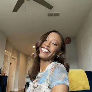 Kaelyn C.