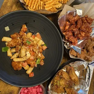 fried chicken, bbq chicken, chicken wings, fried chicken wings, chicken, bbq wings, food, poultry, chicken wings and fried chicken