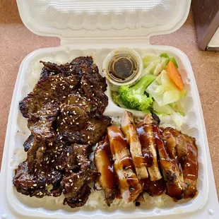 This Beef &amp; Chicken Teriyaki Combo! Amazing!