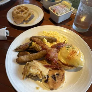 Smoked Salmon Egg Benedict