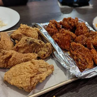 a tray of fried chicken