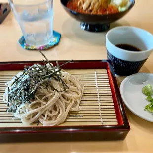 Zaru soba