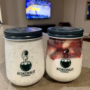 Black Sesame Coconut Pudding and Coconut Pudding with Strawberry