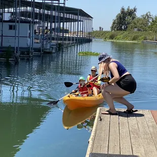 Kayakers coming in!!!