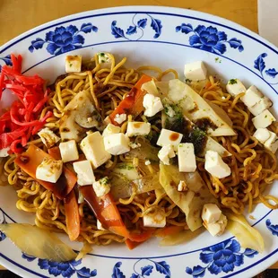 Vegetable Sobaghetti with added tofu.