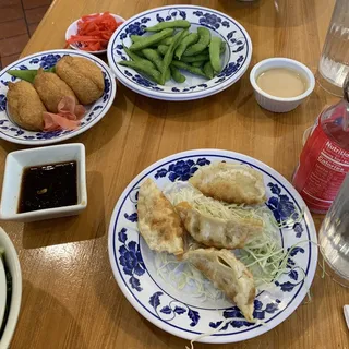 Gyoza (5 Pc)