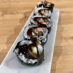 Soft shell crab maki