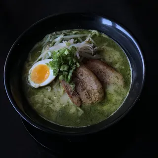 Midori Basil Ramen