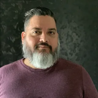 Rey Y.