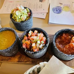 Trio salsa