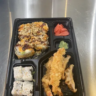 Do you like bento sushii this bento sishi BENTO B